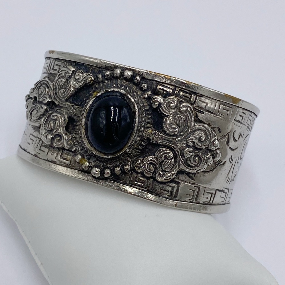 Vintage Asian Foo Dog Lion Dragon Silver Tone Cuff Bracelet
